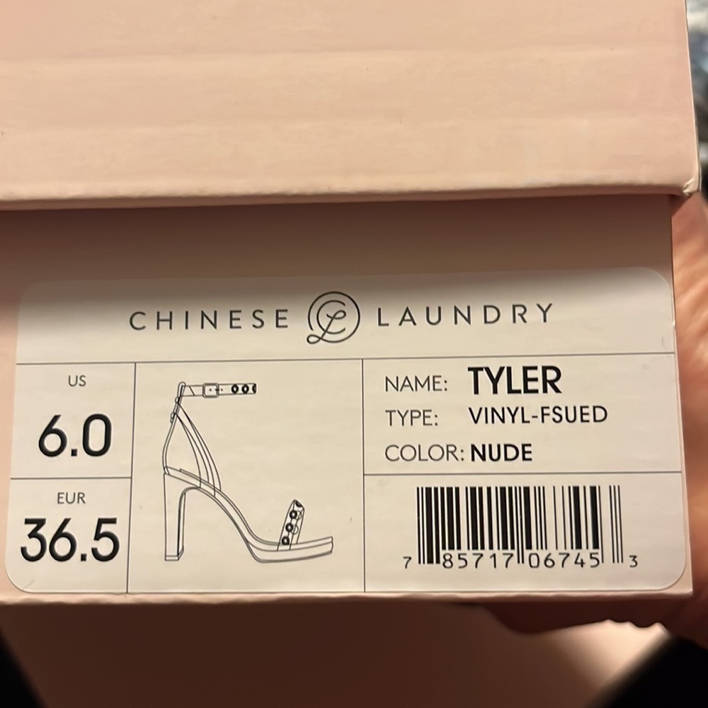 Chinese Laundry Tyler platform sandals with crystal accents CLEARANCE - Picture 8 of 8